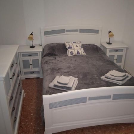 Edificio Gijon Newly Renovated Two-Bedroom Apartment Benidorm Zewnętrze zdjęcie