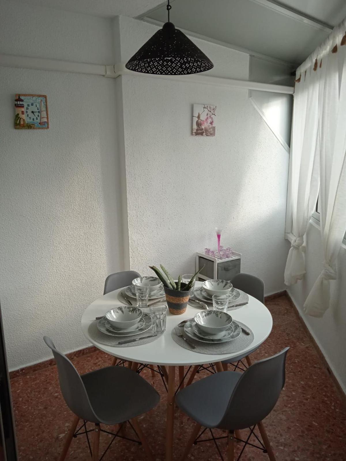 Edificio Gijon Newly Renovated Two-Bedroom Apartment Benidorm Zewnętrze zdjęcie